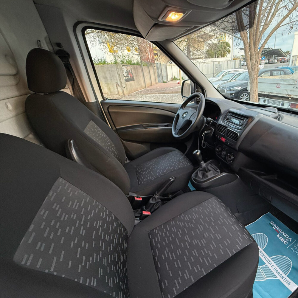 Opel Combo 1.3 Diesel Kasten N1 - immagine 6