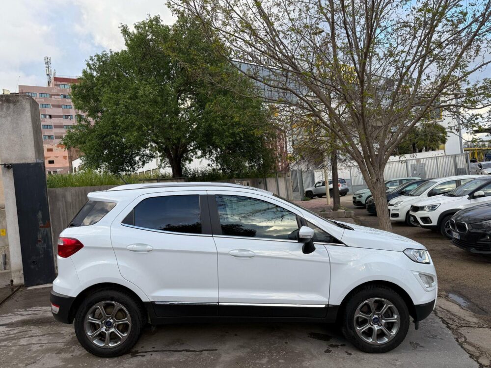 Ford EcoSport 1.5 Titanium Diesel - immagine 6