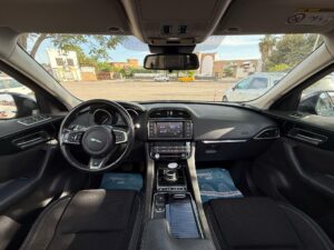 Jaguar F-Pace 2.0 R-Sport AWD