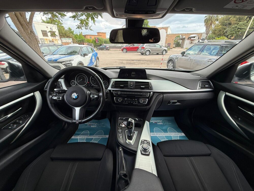 BMW Serie 3 Touring M-Sport - immagine 13