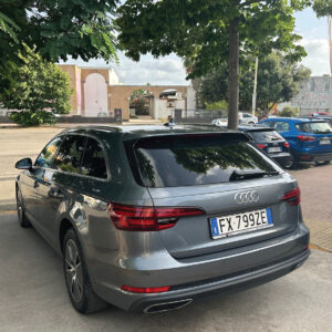AUDI A4 AVANT