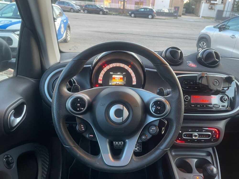 SMART FORTWO - immagine 3