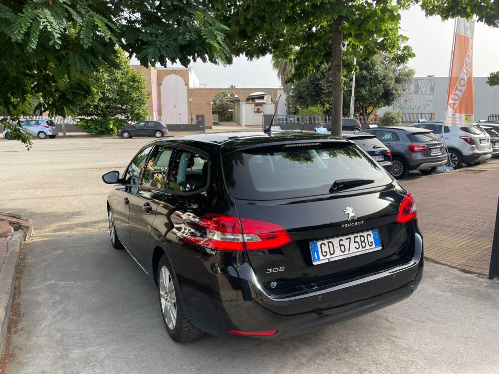 PEUGEOT 308 - immagine 2