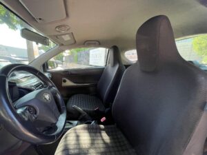TOYOTA iQ