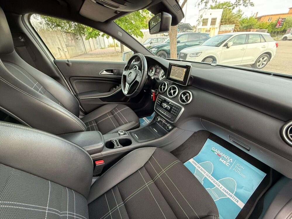 MERCEDES CLASSE A - immagine 2