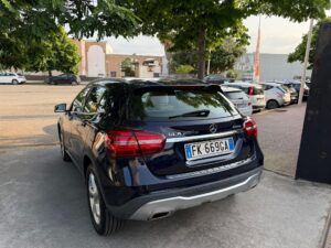 Mercedes Gla