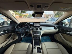 Mercedes Gla