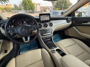 Mercedes Gla