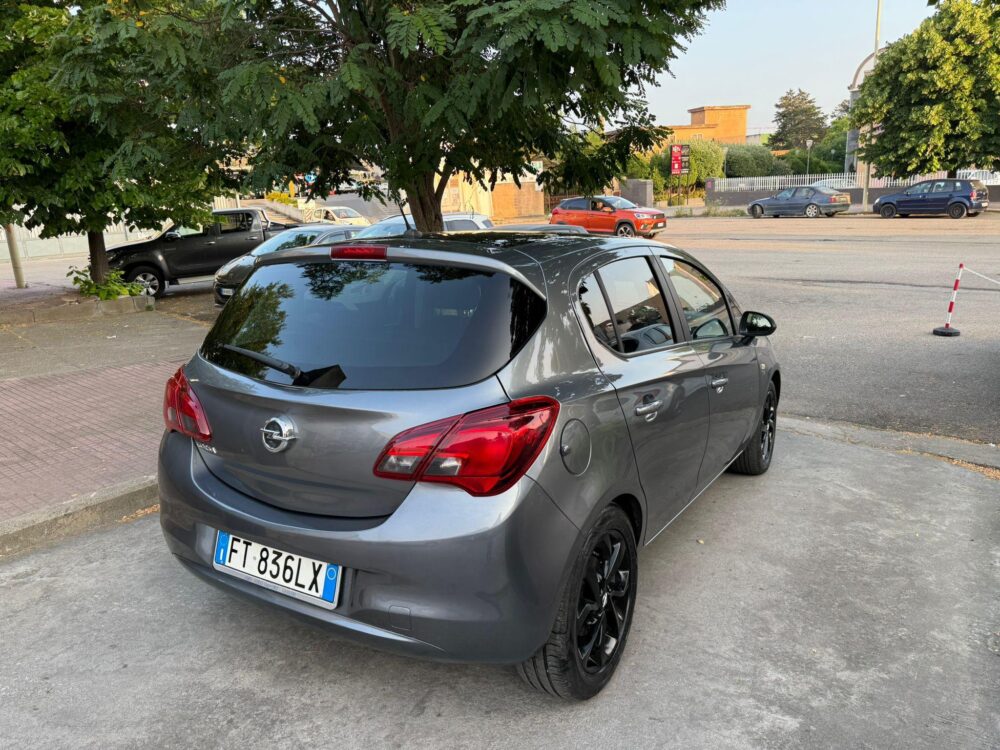Opel Corsa 120 Anniversary - immagine 5