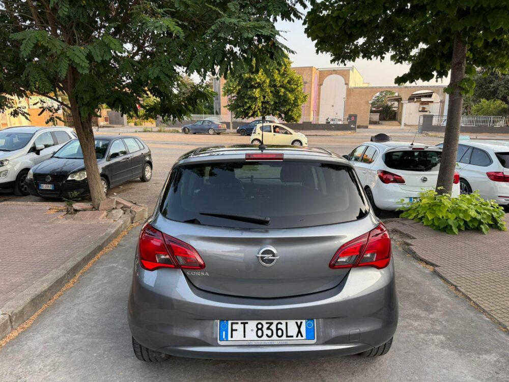 Opel Corsa 120 Anniversary - immagine 6