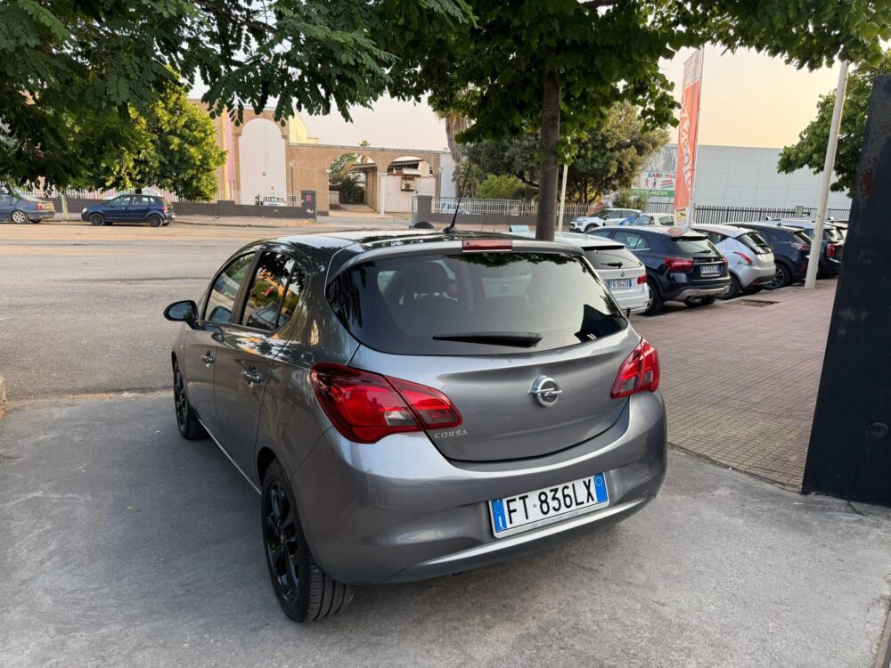 Opel Corsa 120 Anniversary - immagine 7