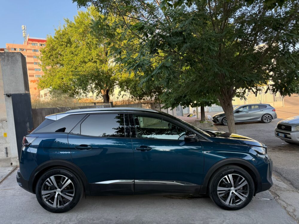 PEUGEOT 3008 - immagine 4