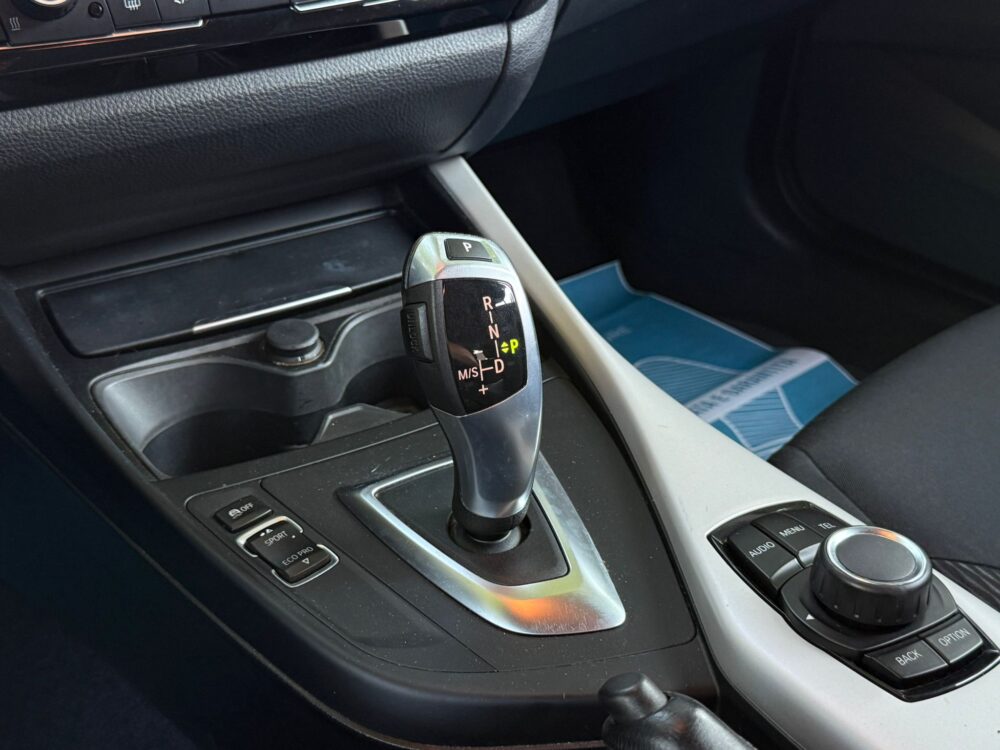 BMW SERIE 1 - immagine 19