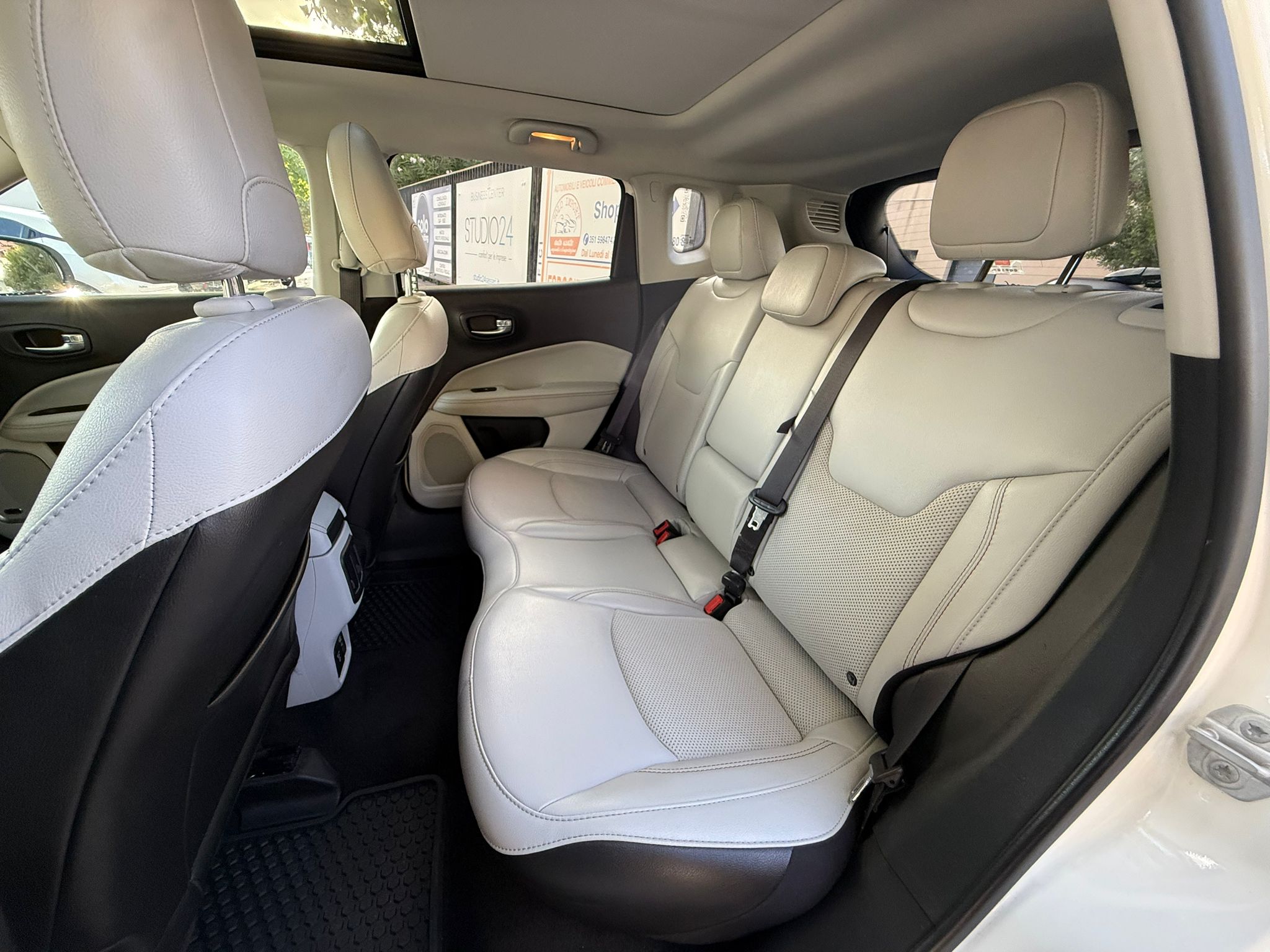 JEEP COMPASS - immagine 10