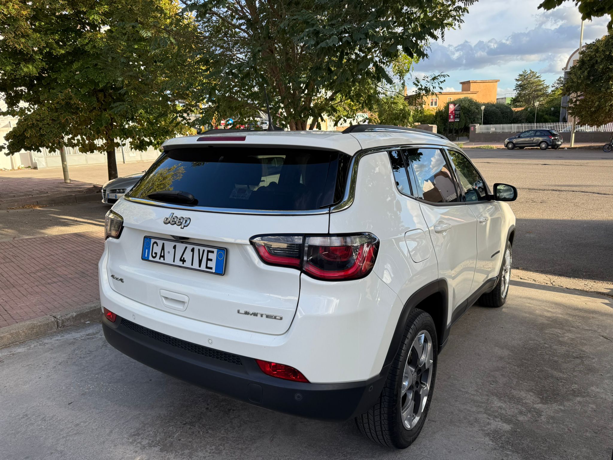 JEEP COMPASS - immagine 4