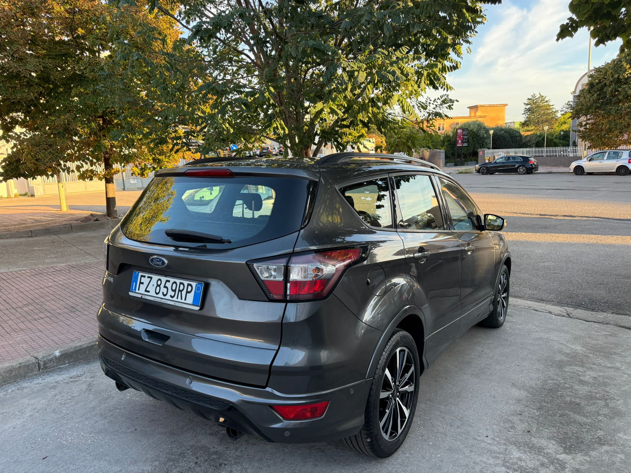 Ford Kuga - immagine 4