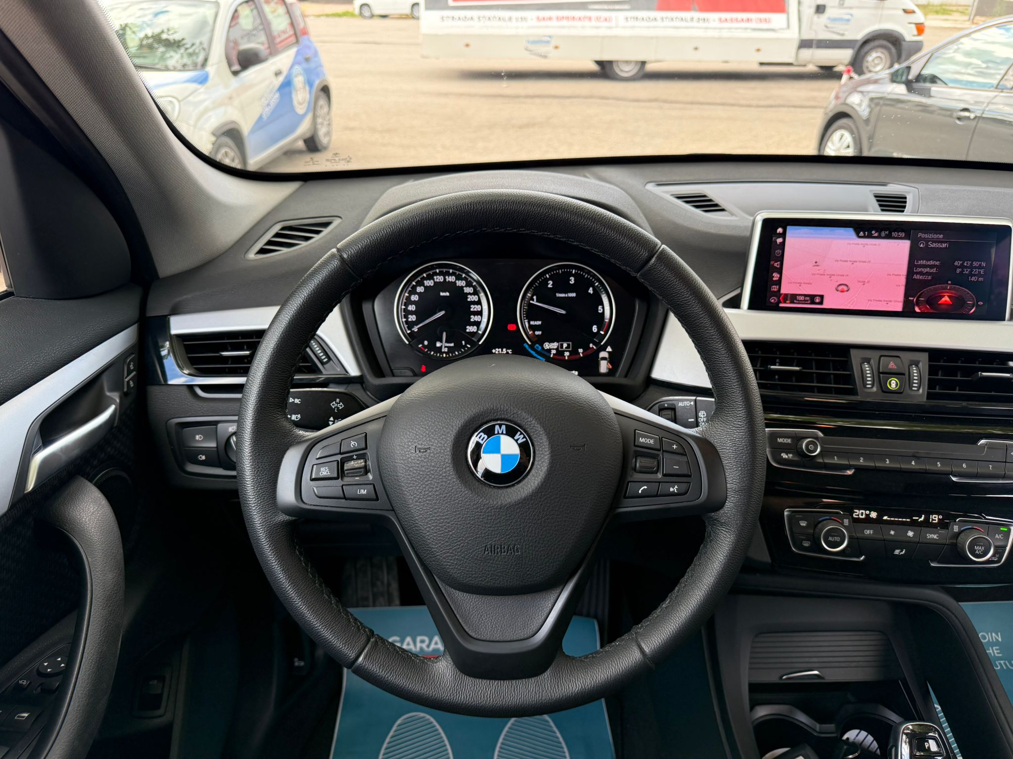 BMW X1 - immagine 17