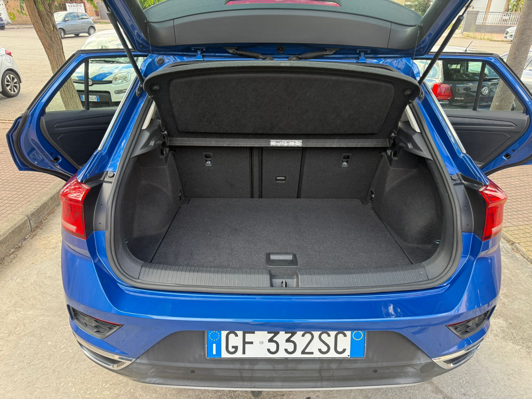 Volkswagen T - roc - immagine 20