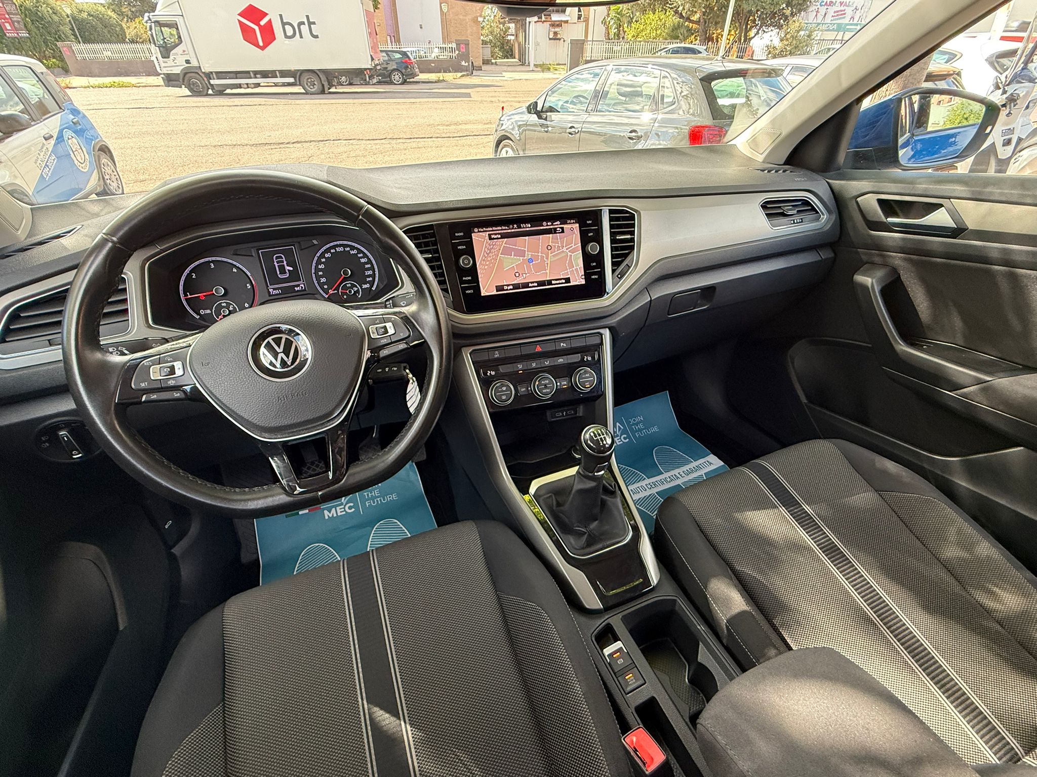 Volkswagen T - roc - immagine 17