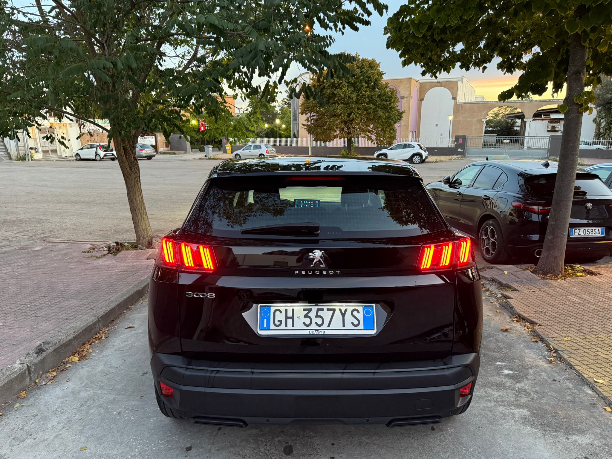 PEUGEOT 3008 - immagine 7