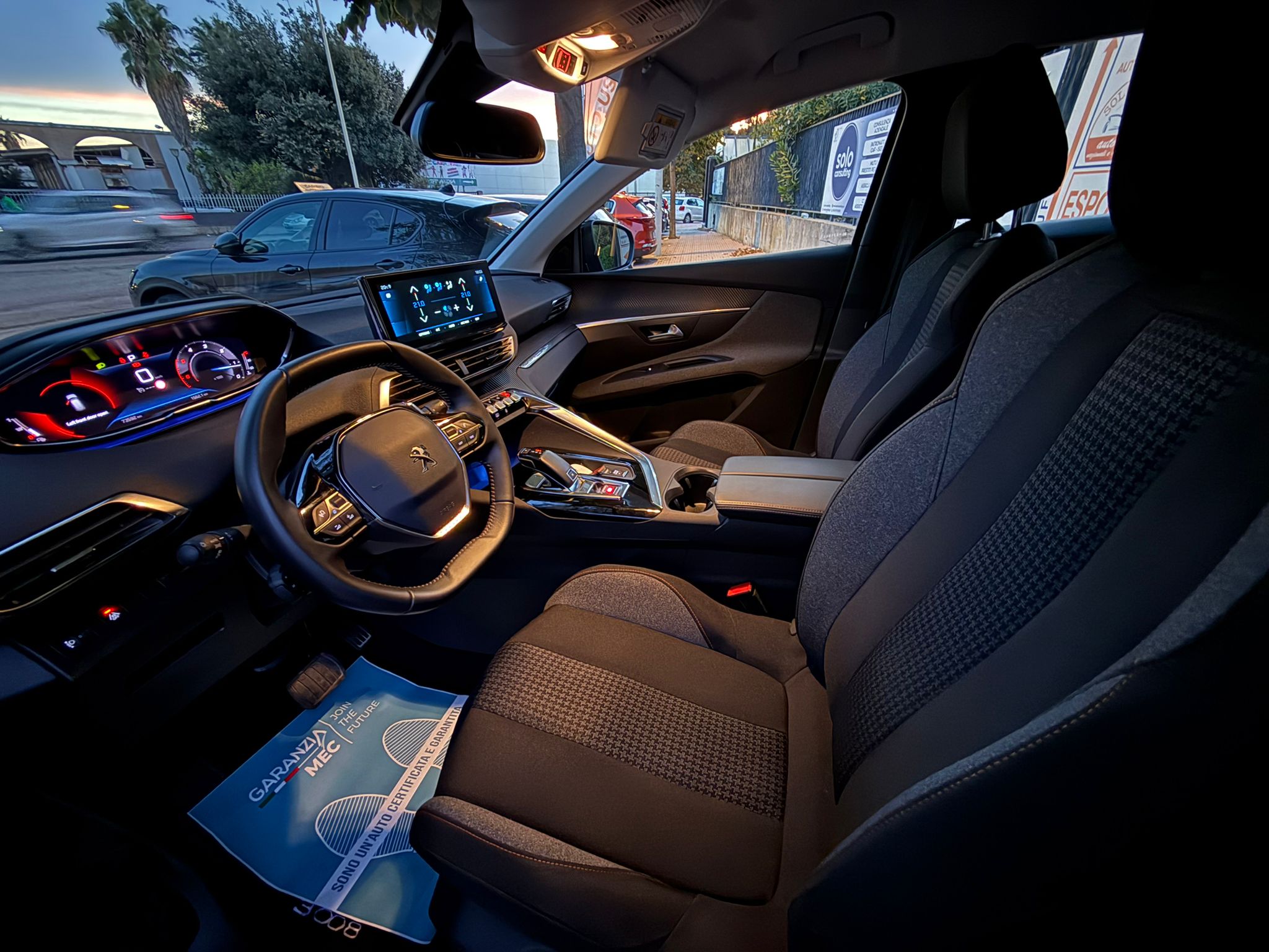 PEUGEOT 3008 - immagine 10