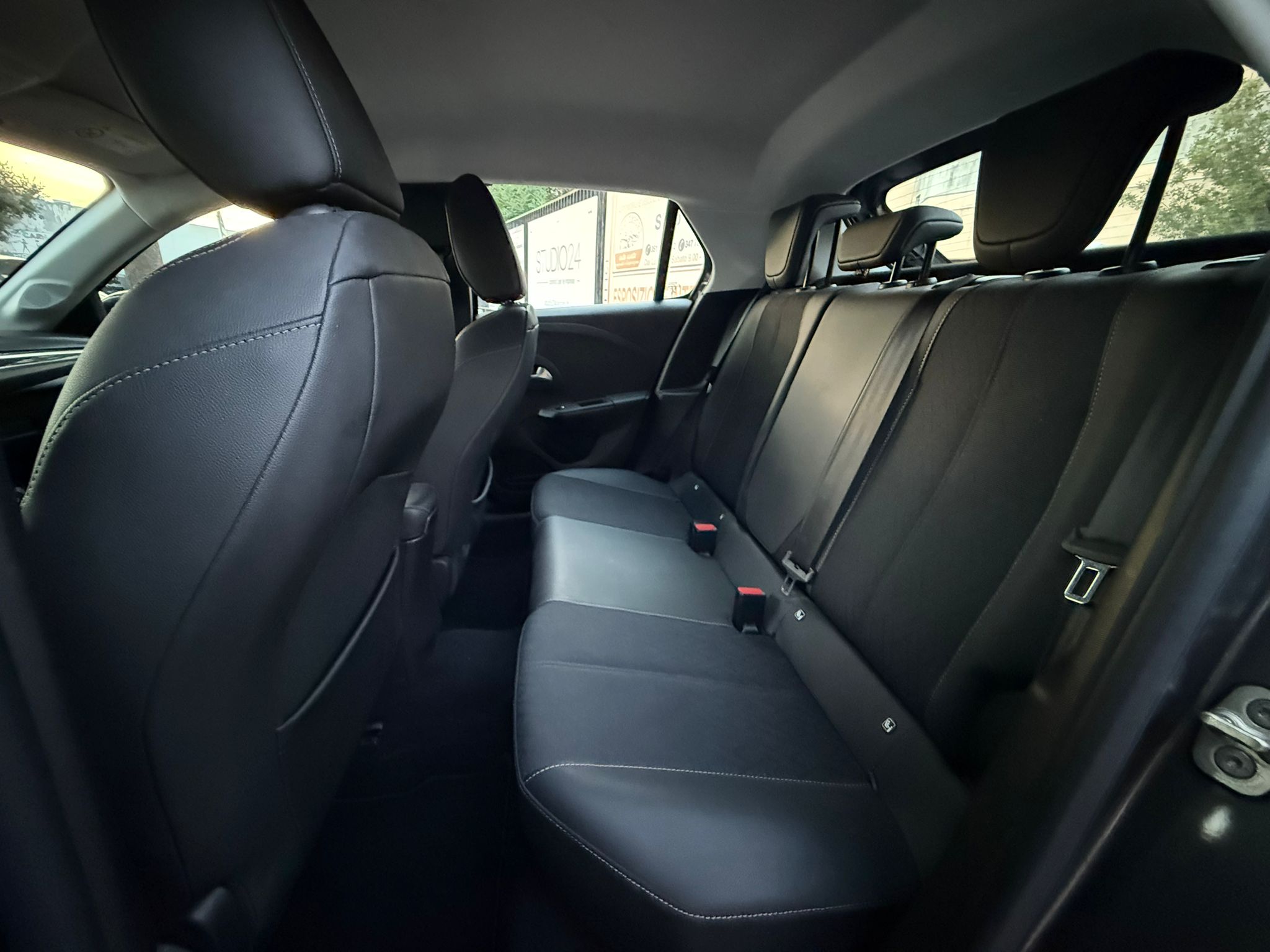 Opel Corsa - immagine 11