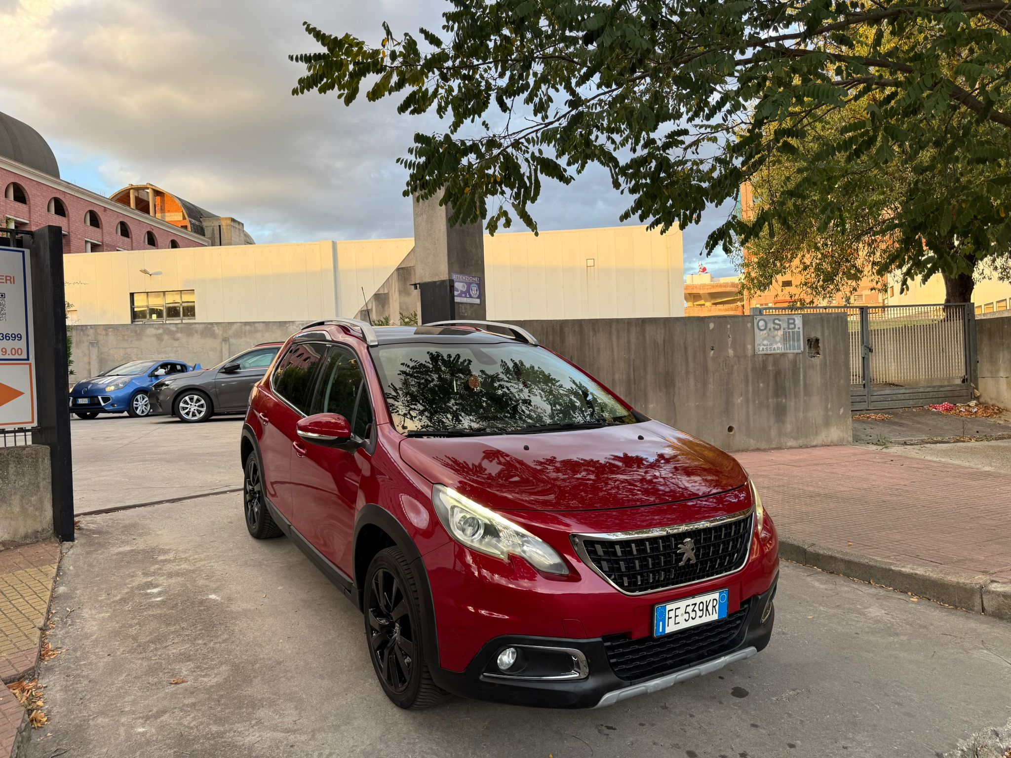 PEUGEOT 2008 - immagine 3