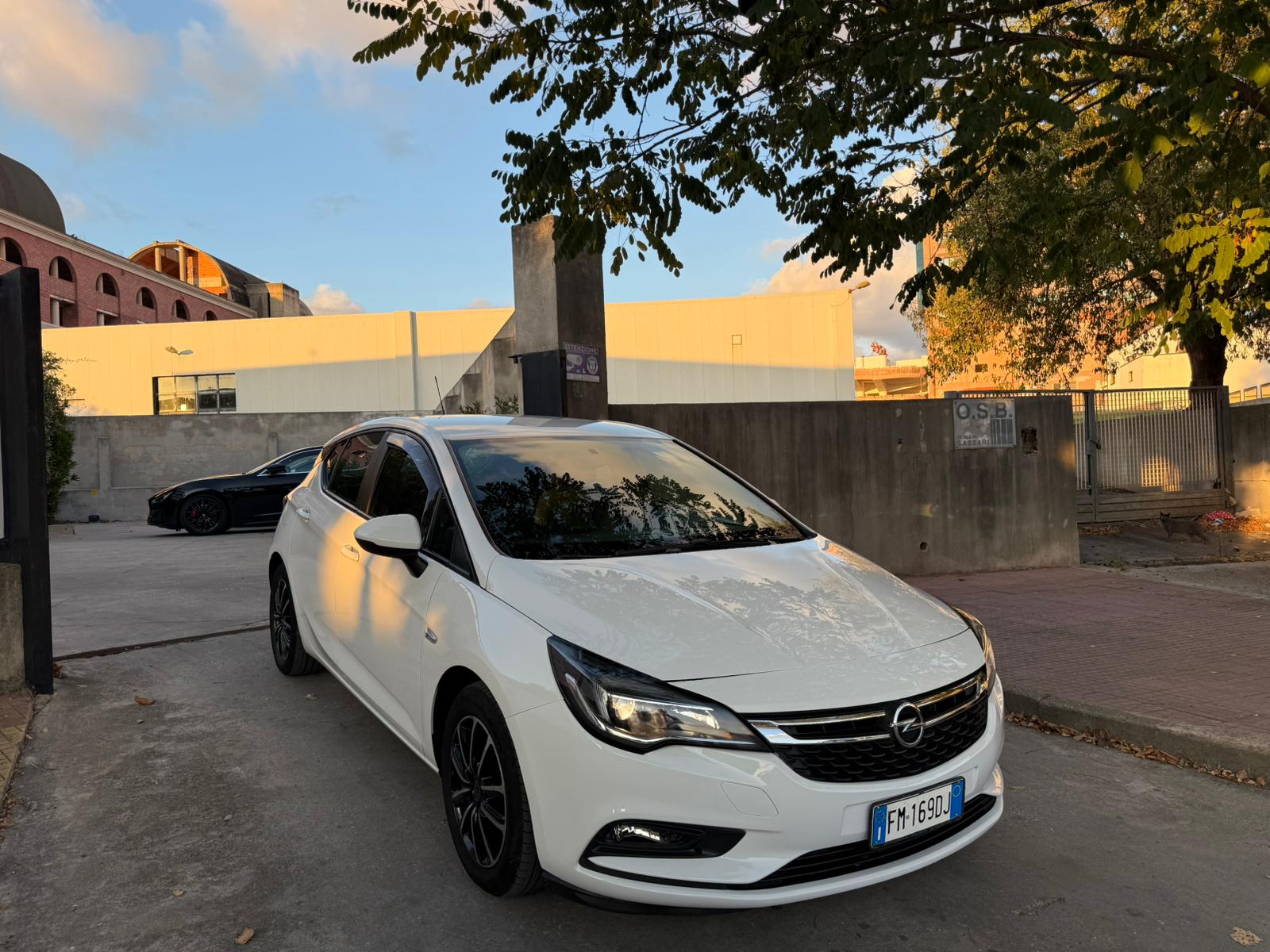 Opel Astra - immagine 3