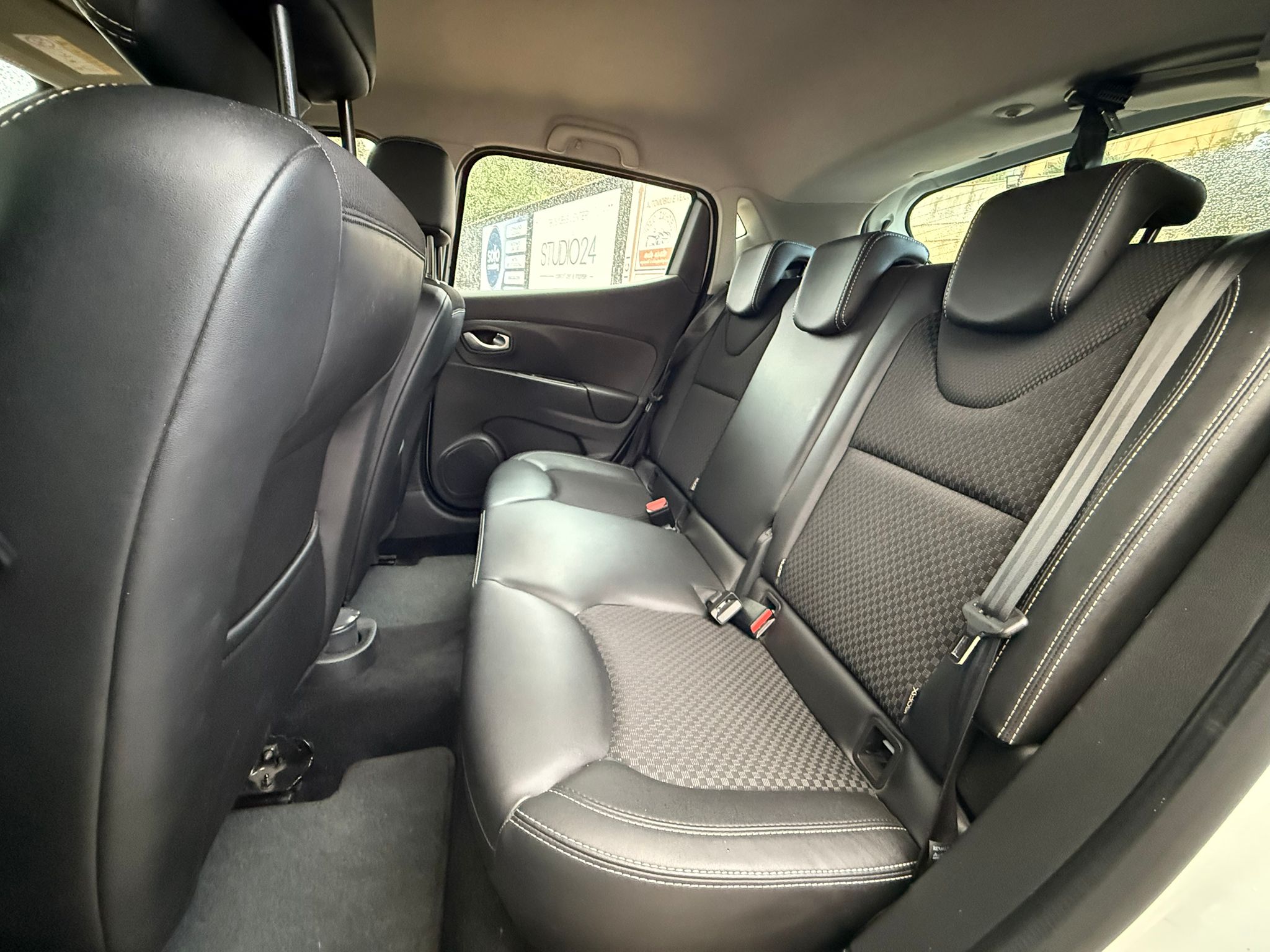 RENAULT CLIO - immagine 13