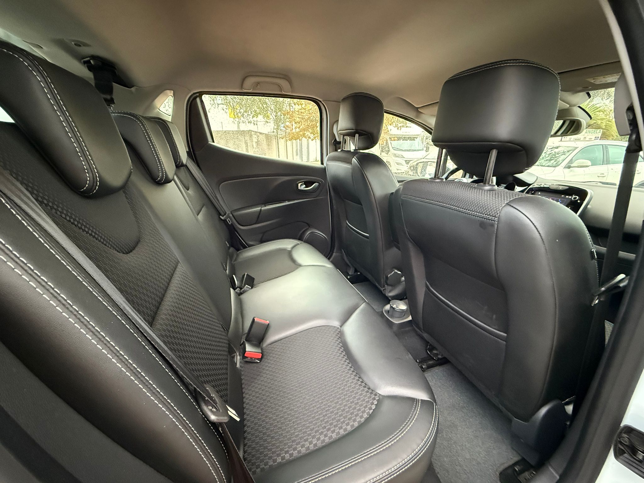 RENAULT CLIO - immagine 14