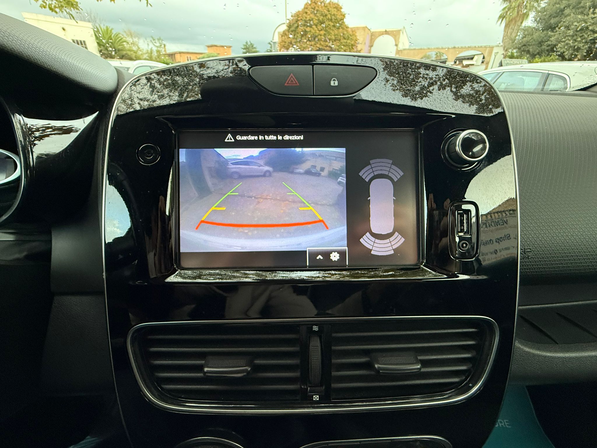 RENAULT CLIO - immagine 20