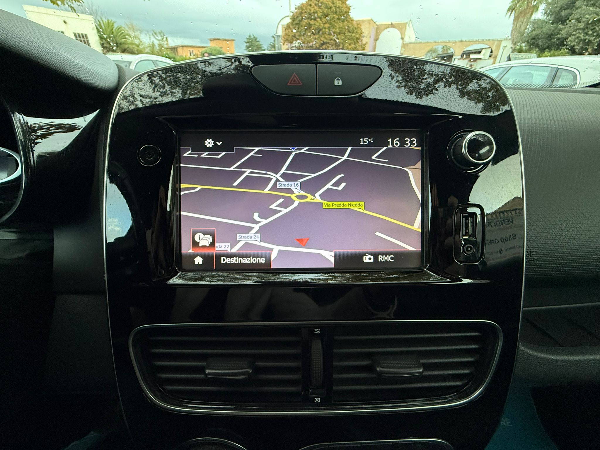 RENAULT CLIO - immagine 21