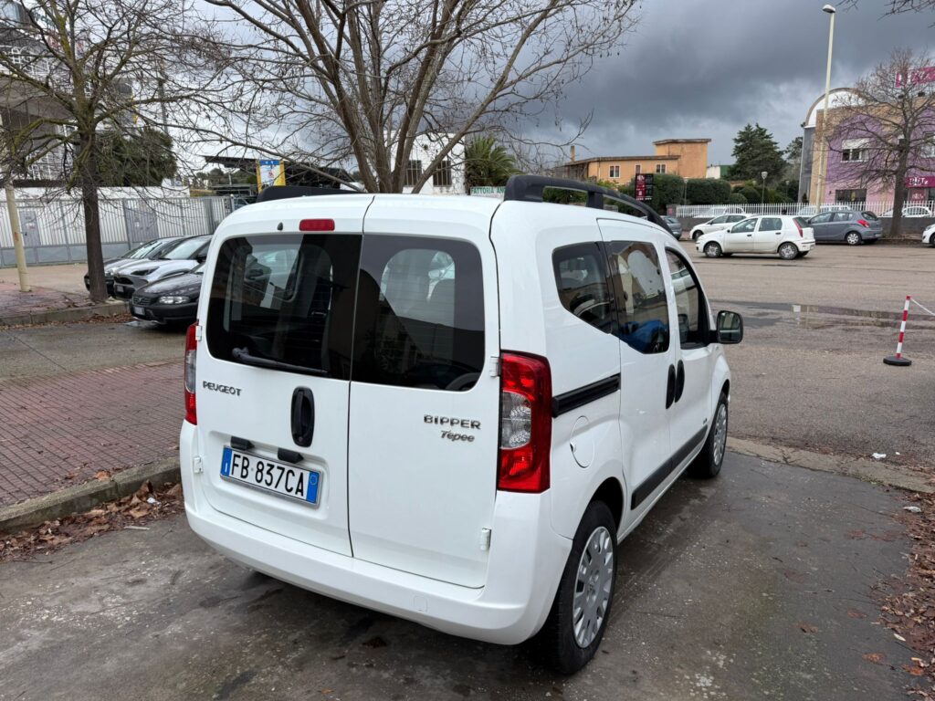 PEUGEOT BIPPER