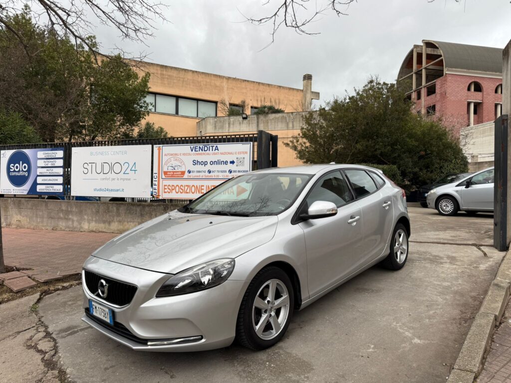 Volvo V40