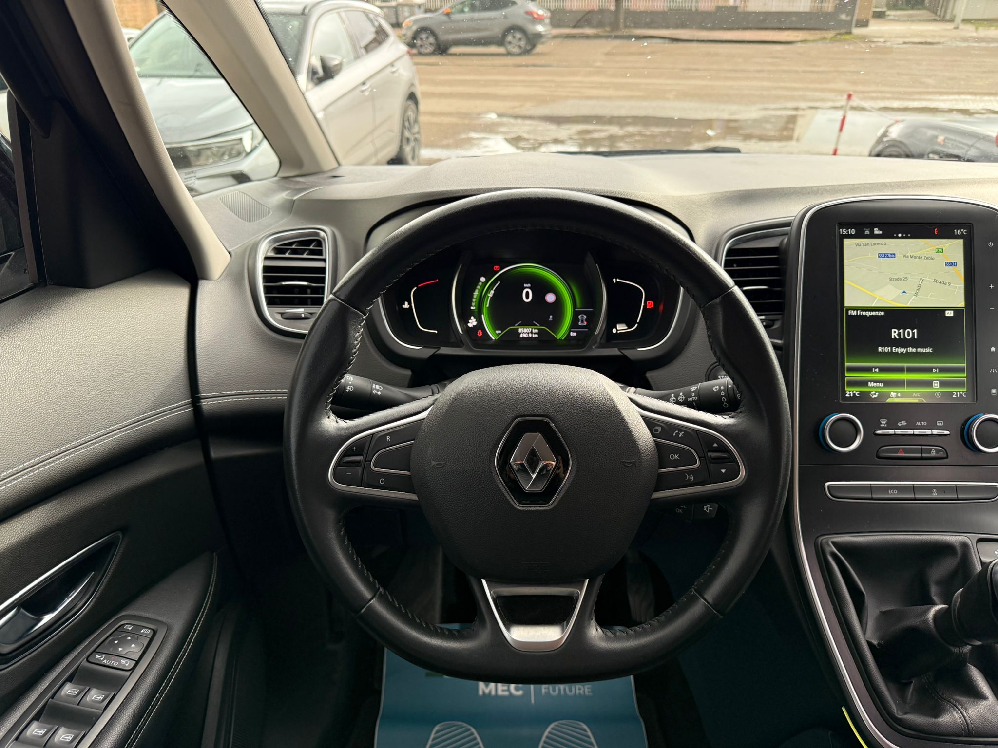 Renault Scenic - immagine 17