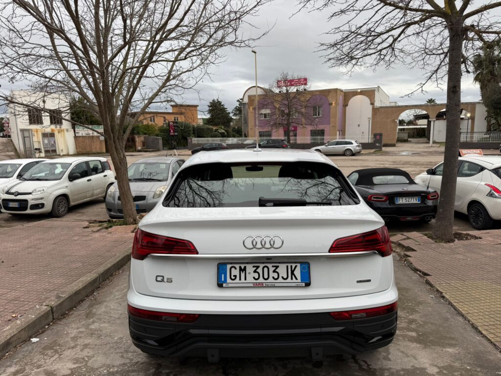 AUDI Q5 SPORTBACK