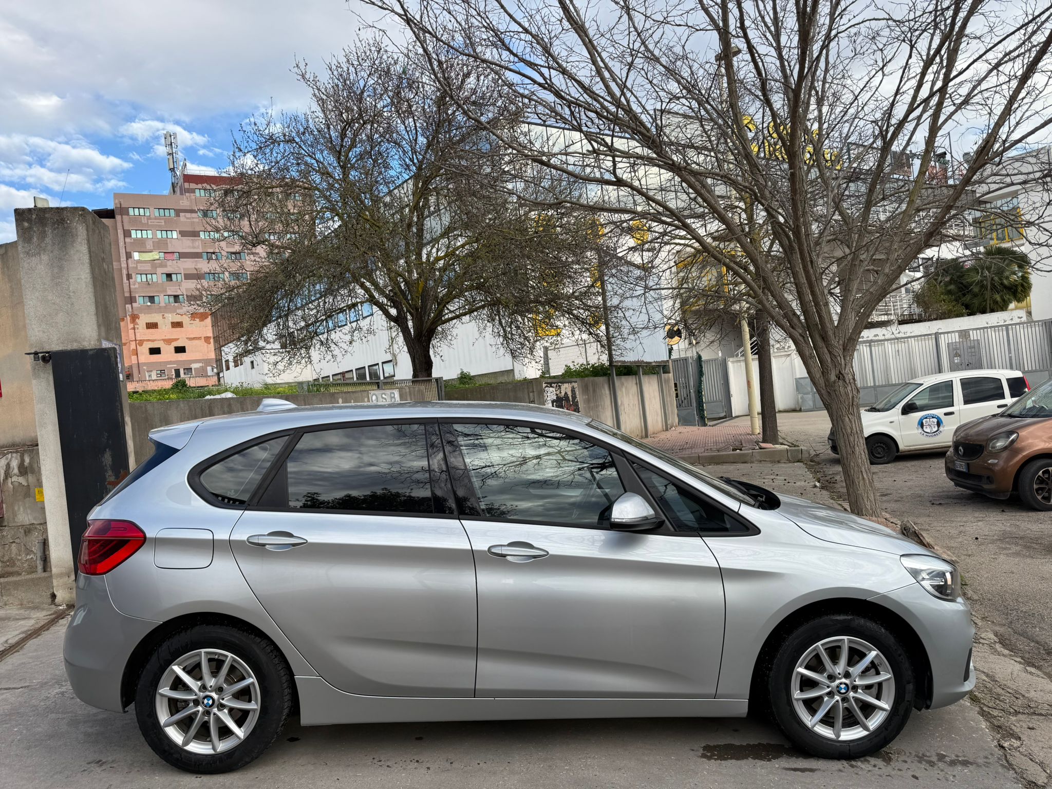 BMW SERIE 2 - immagine 4
