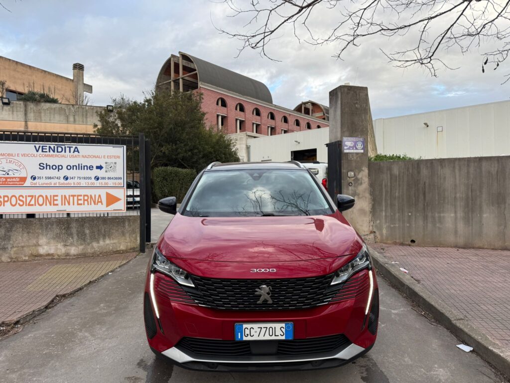 PEUGEOT 3008