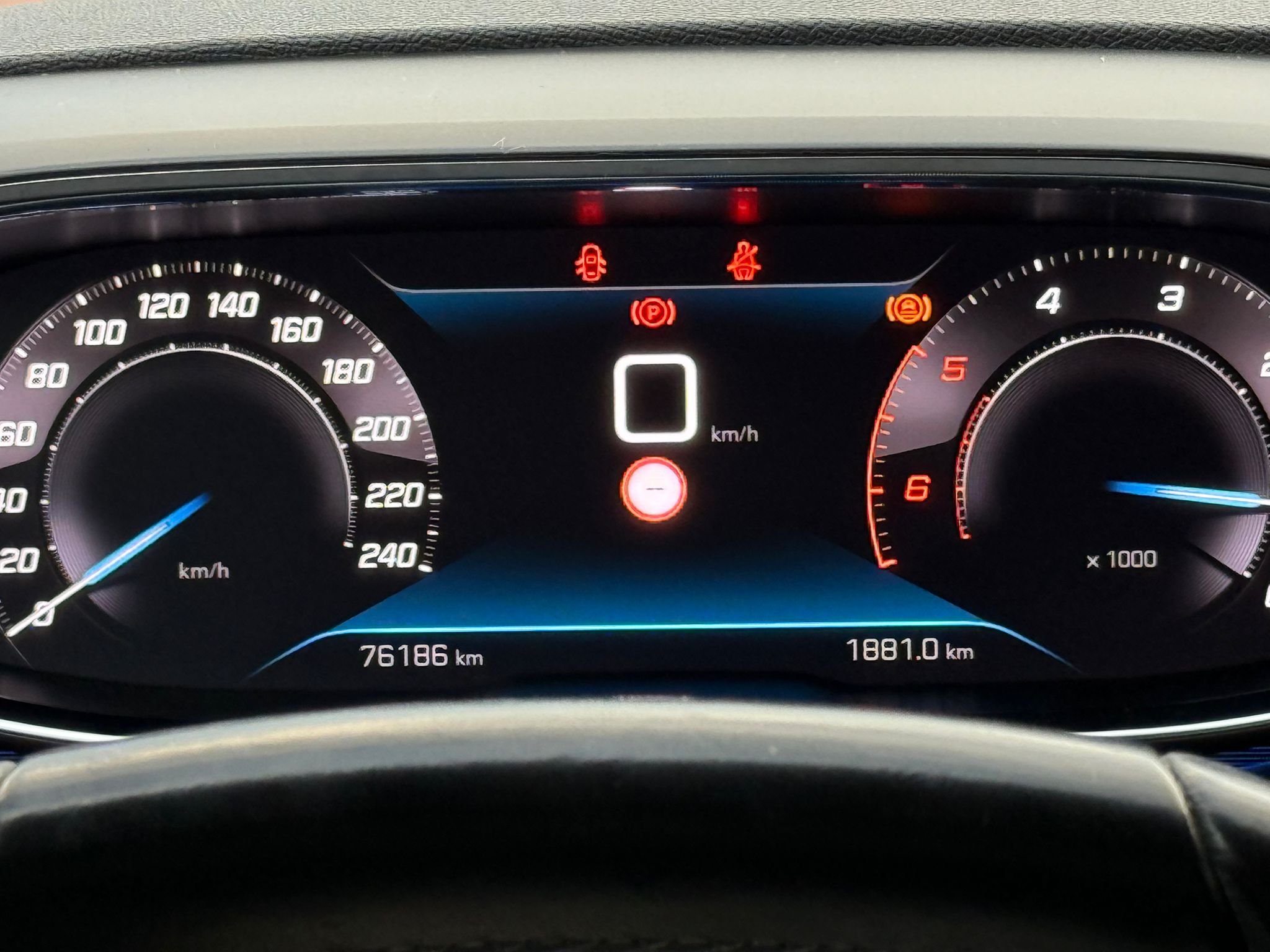 PEUGEOT 3008 - immagine 18