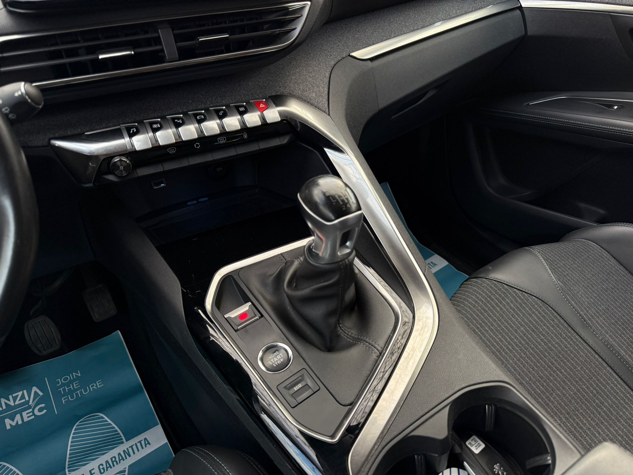 PEUGEOT 3008 - immagine 21