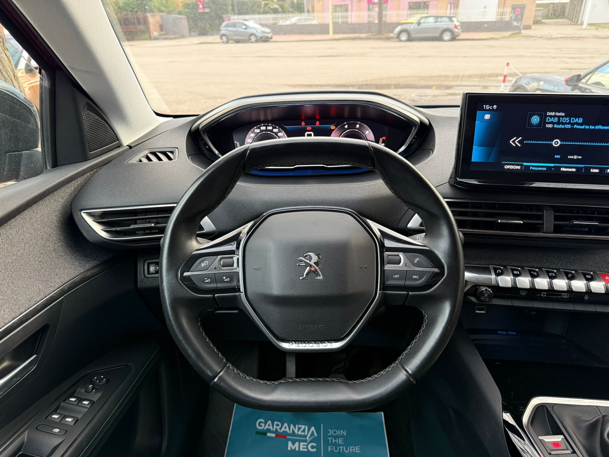 PEUGEOT 3008 - immagine 17