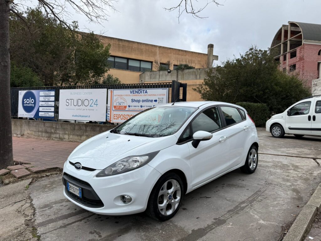 FORD FIESTA