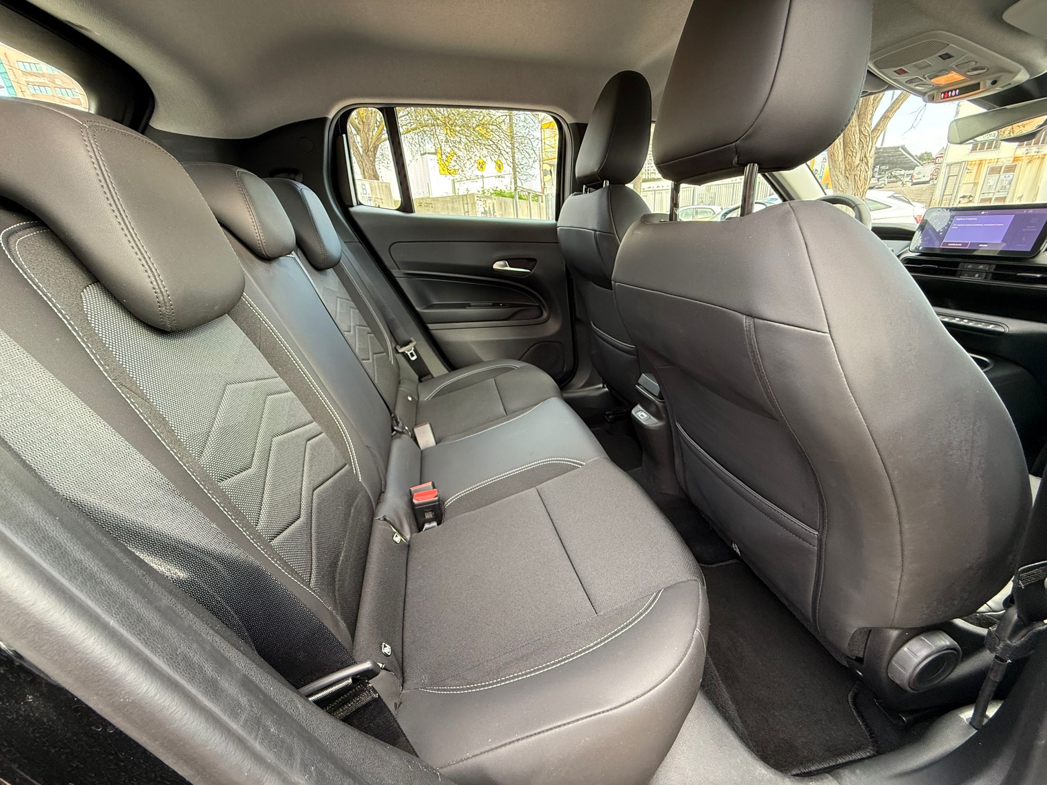 JEEP AVENGER - immagine 13