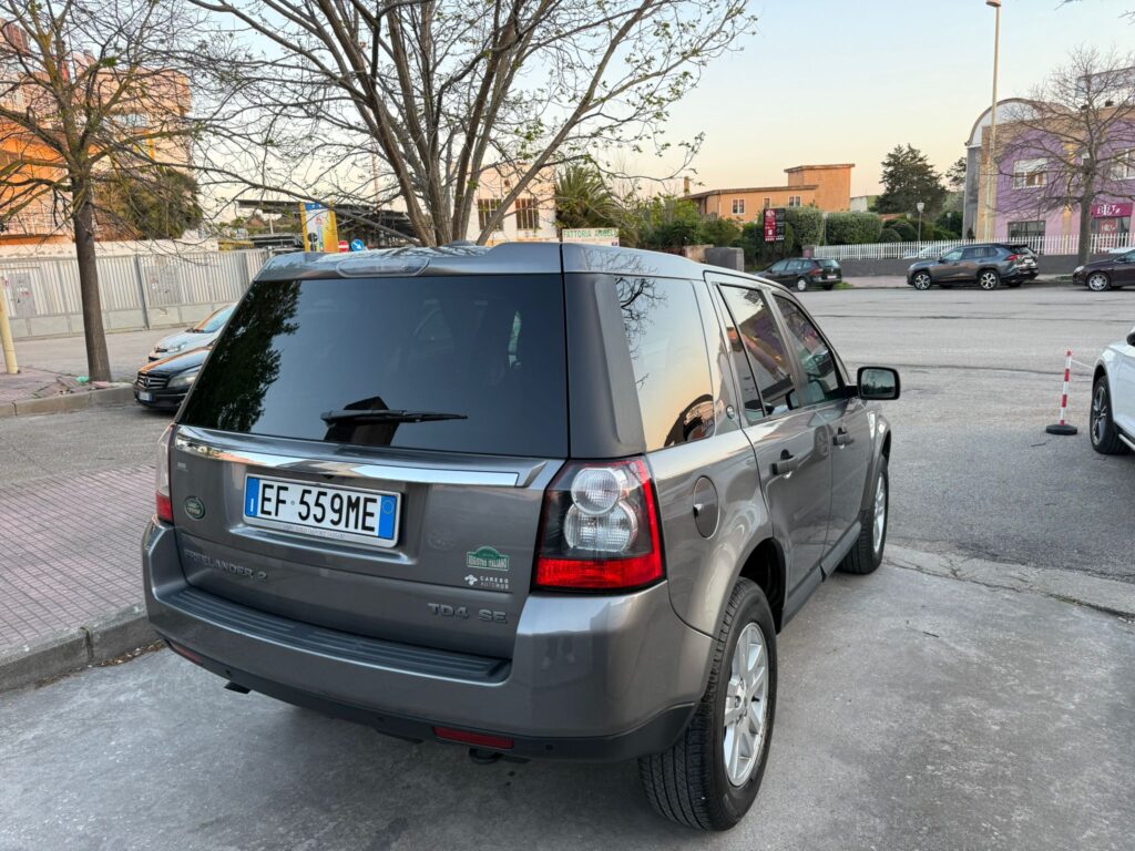 LAND ROVER FREELANDER