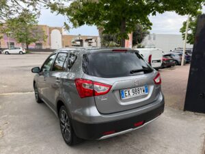 SUZUKI S-CROSS