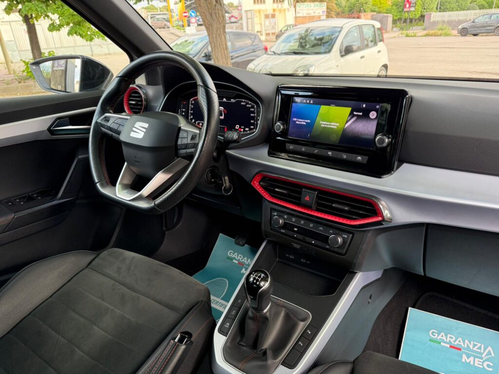 SEAT ARONA FR