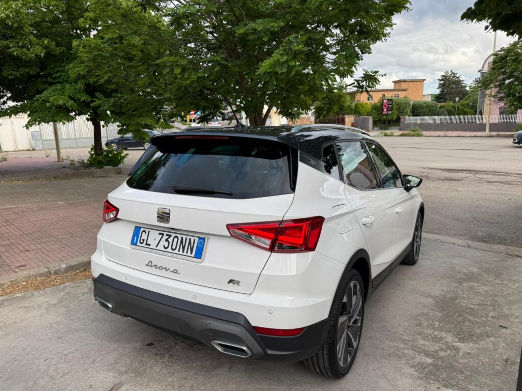 SEAT ARONA FR