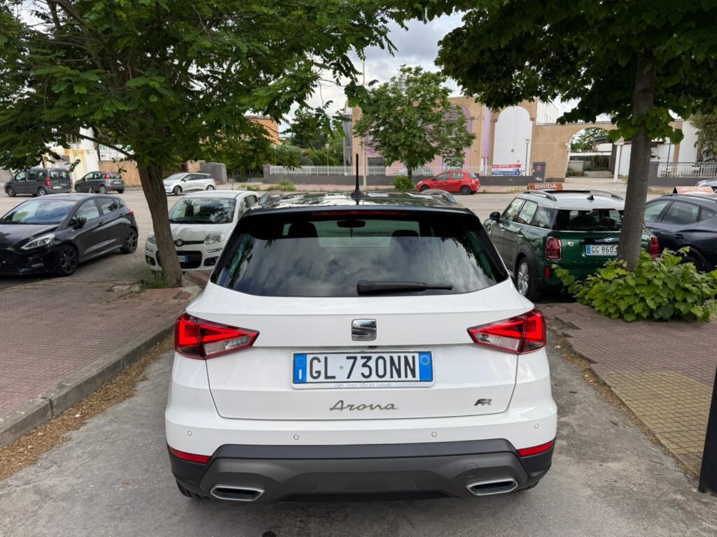 SEAT ARONA FR