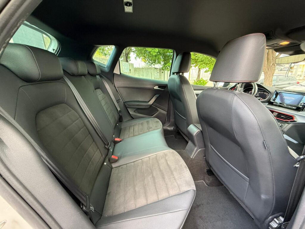 SEAT ARONA FR
