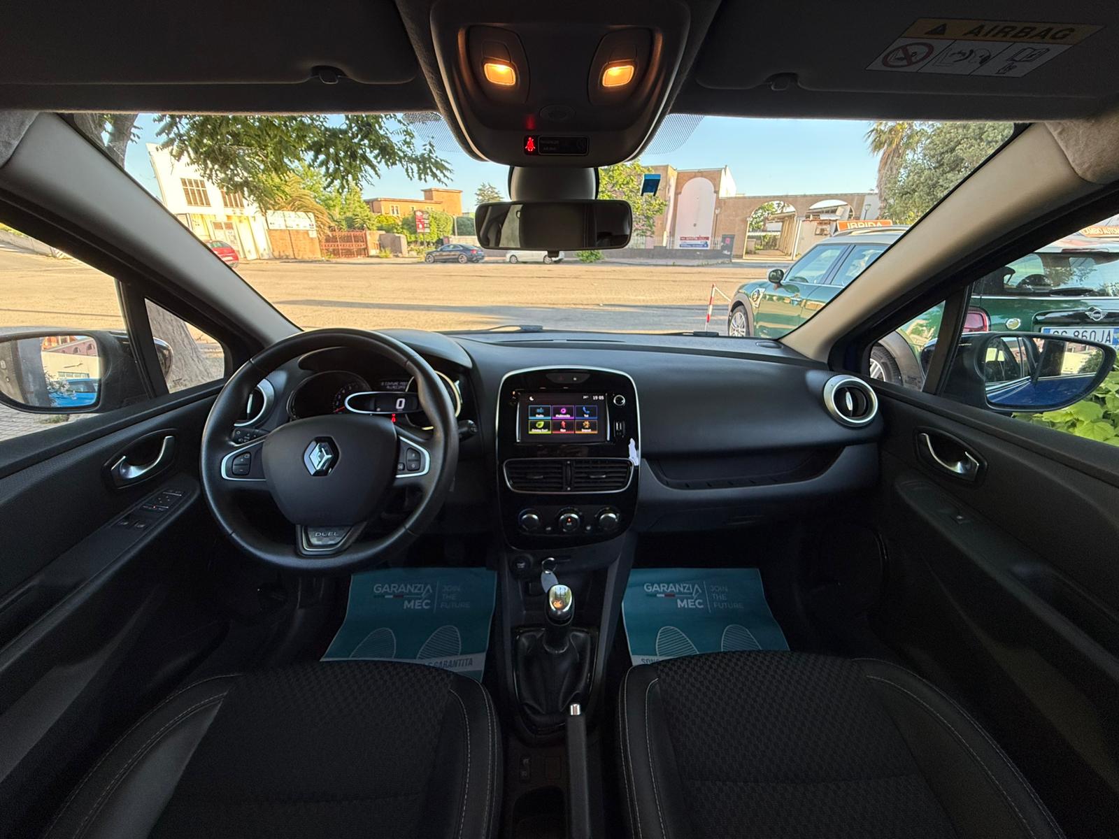 RENAULT CLIO - immagine 16
